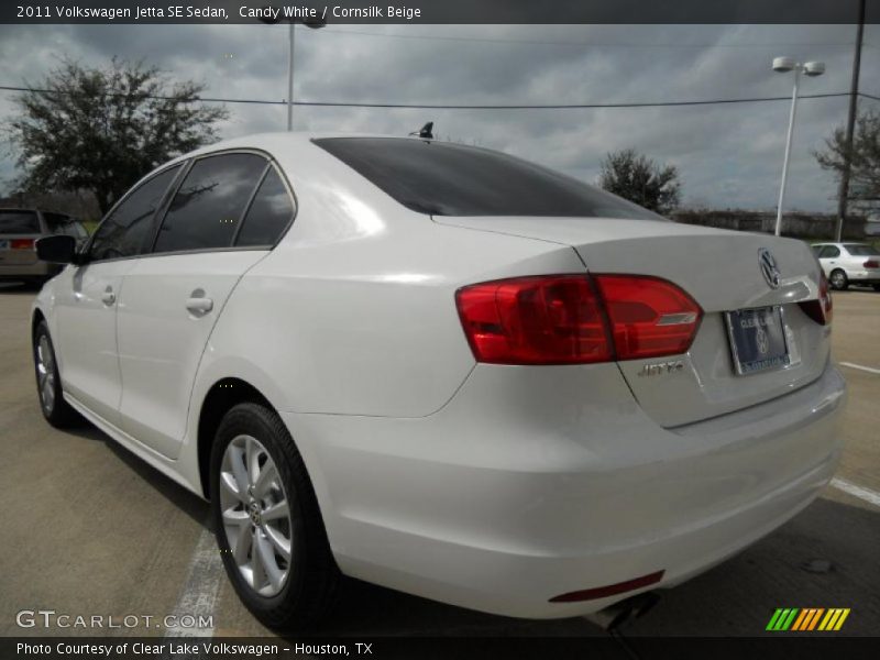 Candy White / Cornsilk Beige 2011 Volkswagen Jetta SE Sedan