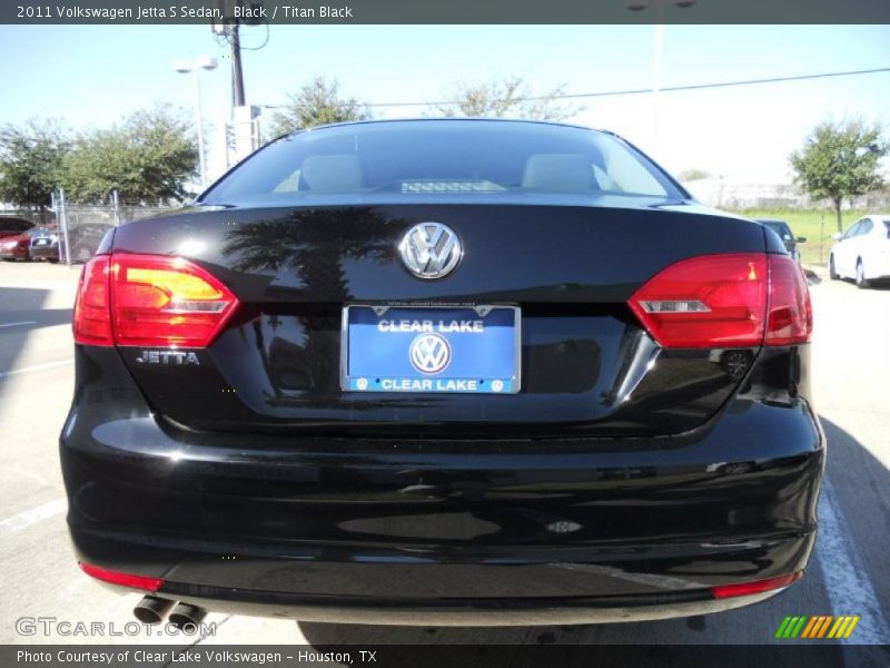 Black / Titan Black 2011 Volkswagen Jetta S Sedan