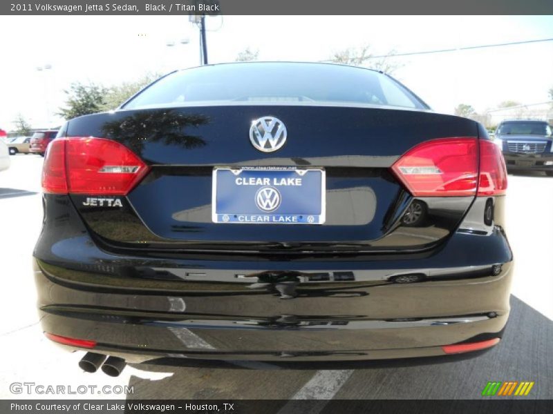 Black / Titan Black 2011 Volkswagen Jetta S Sedan