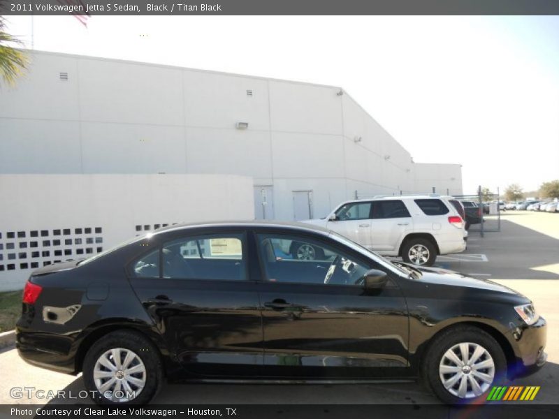 Black / Titan Black 2011 Volkswagen Jetta S Sedan