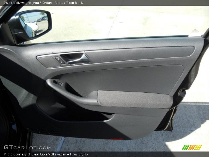 Black / Titan Black 2011 Volkswagen Jetta S Sedan