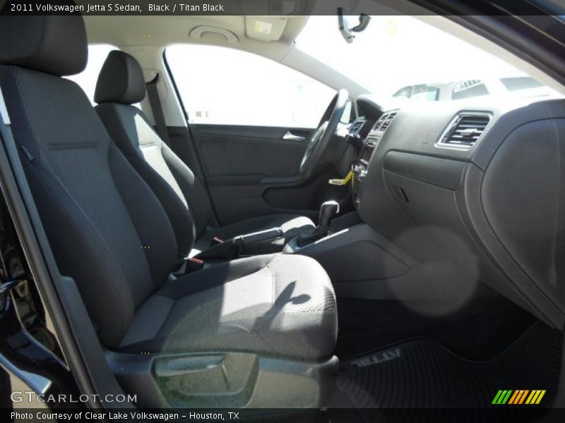 Black / Titan Black 2011 Volkswagen Jetta S Sedan