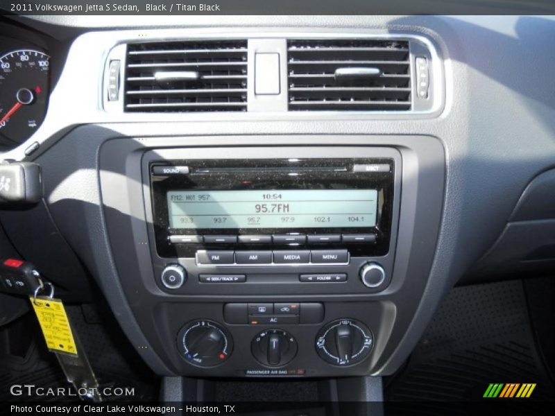 Black / Titan Black 2011 Volkswagen Jetta S Sedan