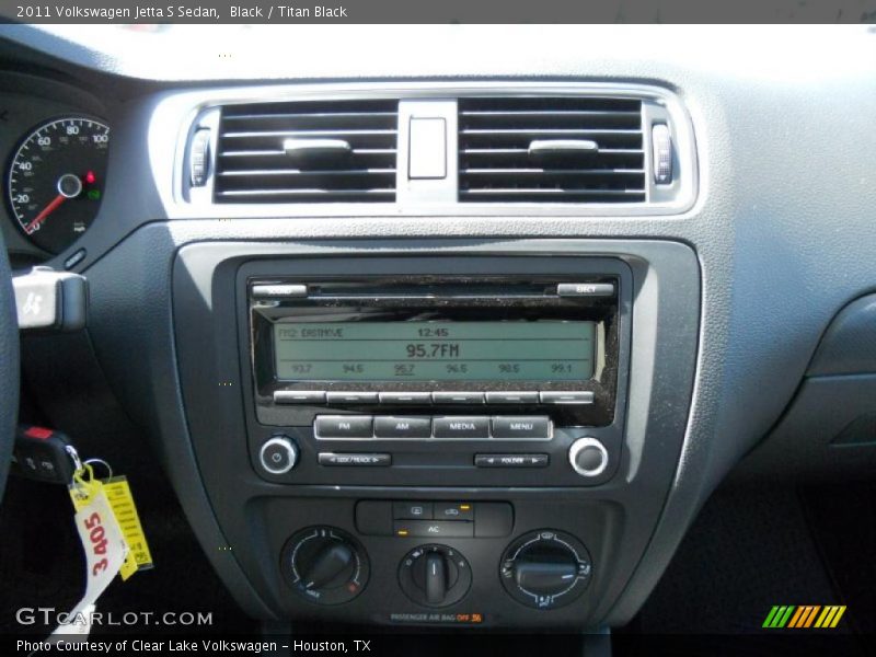 Black / Titan Black 2011 Volkswagen Jetta S Sedan