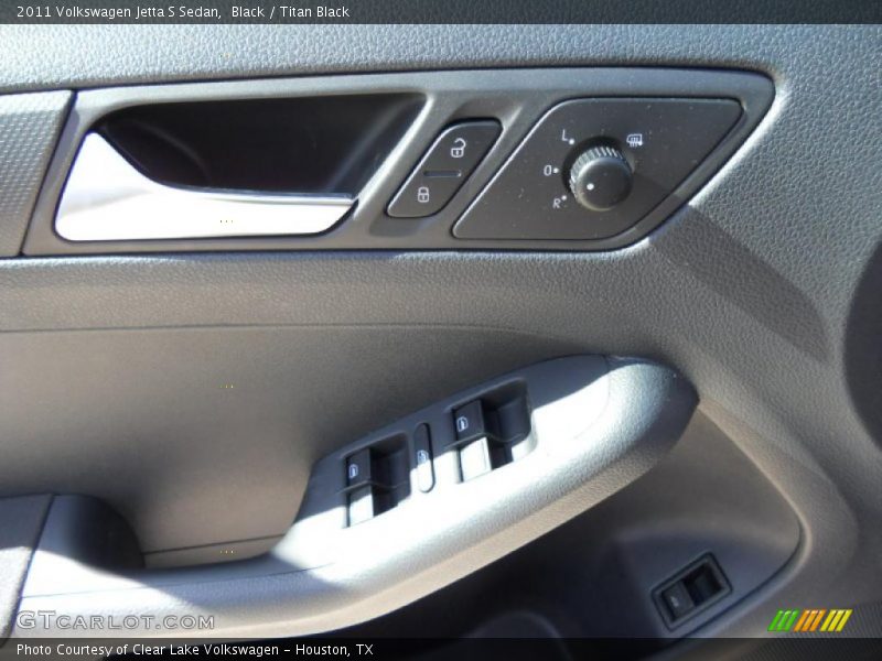 Black / Titan Black 2011 Volkswagen Jetta S Sedan