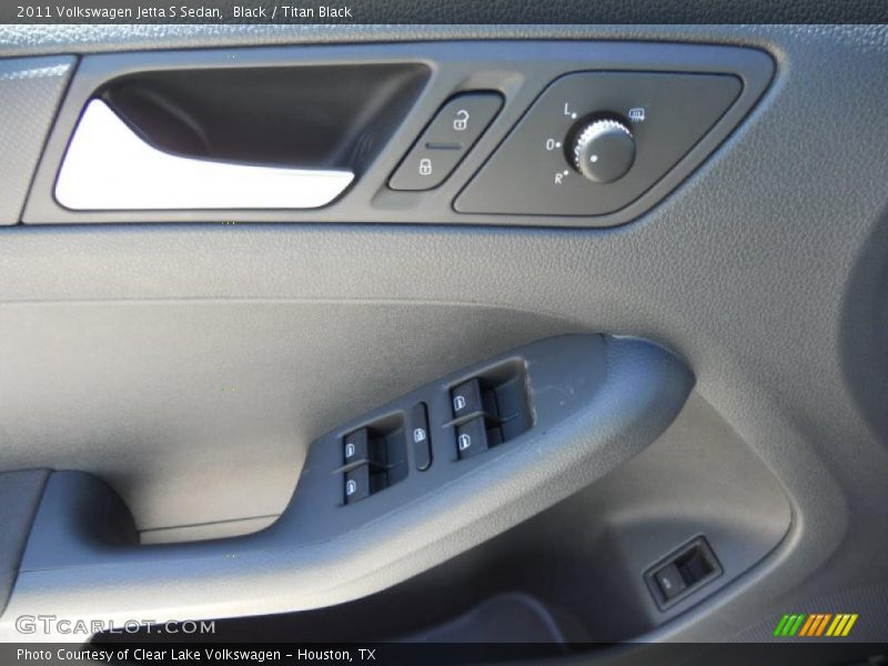 Black / Titan Black 2011 Volkswagen Jetta S Sedan