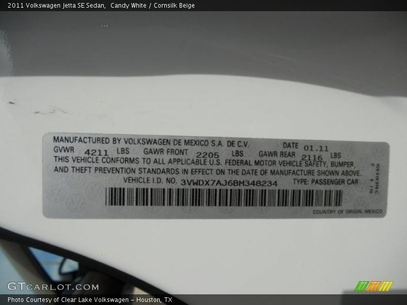 Candy White / Cornsilk Beige 2011 Volkswagen Jetta SE Sedan