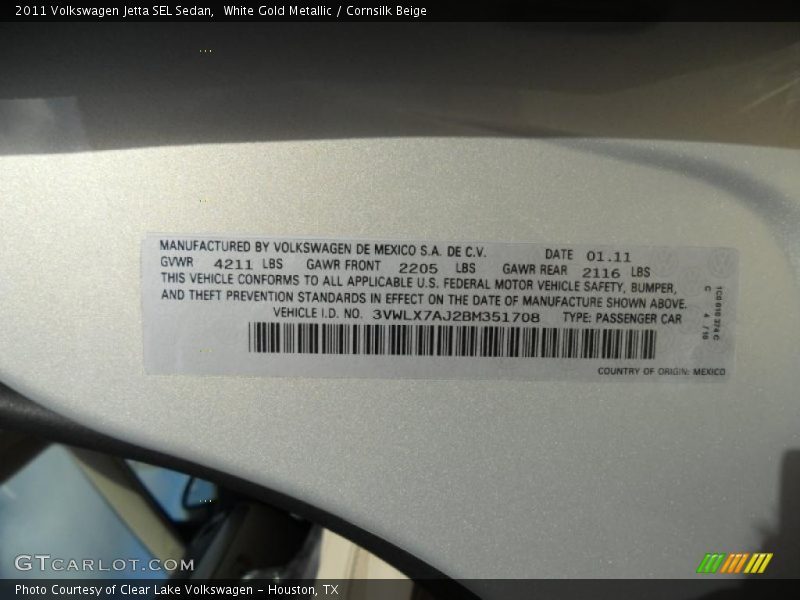White Gold Metallic / Cornsilk Beige 2011 Volkswagen Jetta SEL Sedan