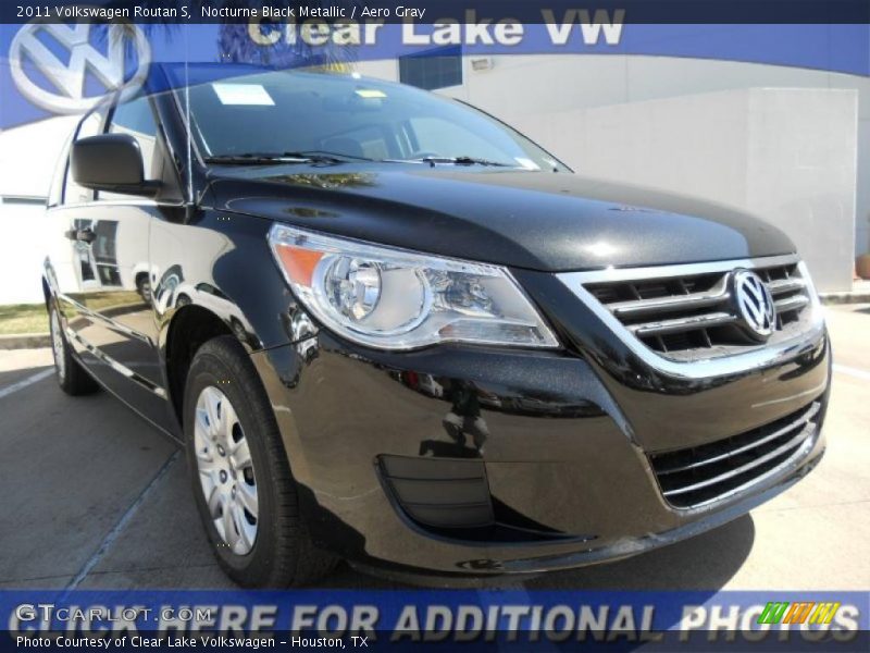 Nocturne Black Metallic / Aero Gray 2011 Volkswagen Routan S