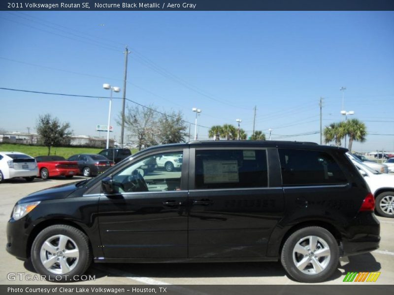 Nocturne Black Metallic / Aero Gray 2011 Volkswagen Routan SE