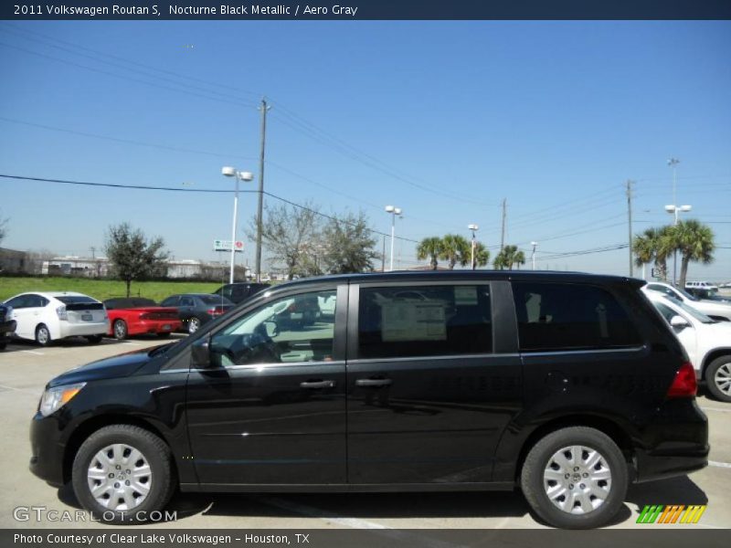 Nocturne Black Metallic / Aero Gray 2011 Volkswagen Routan S