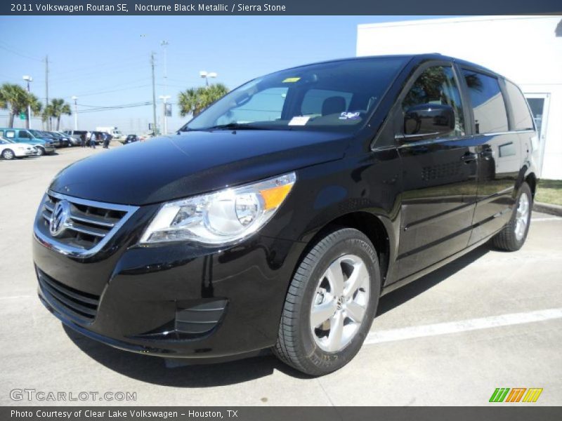 Nocturne Black Metallic / Sierra Stone 2011 Volkswagen Routan SE