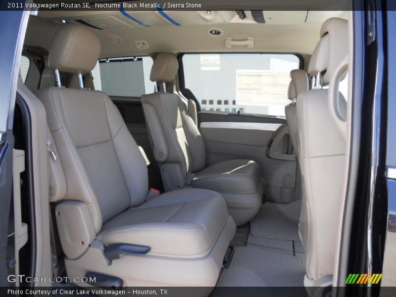 Nocturne Black Metallic / Sierra Stone 2011 Volkswagen Routan SE