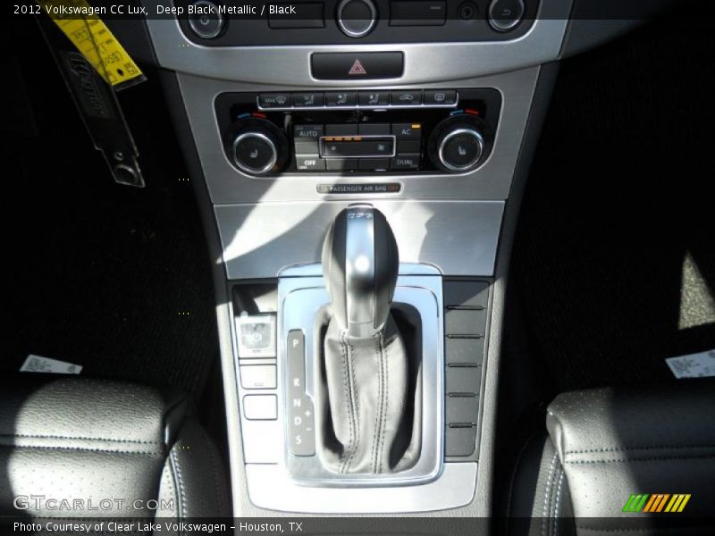 Deep Black Metallic / Black 2012 Volkswagen CC Lux