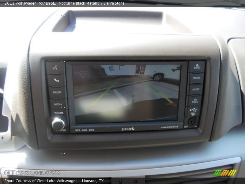 Nocturne Black Metallic / Sierra Stone 2011 Volkswagen Routan SE