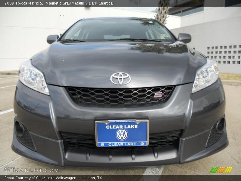 Magnetic Gray Metallic / Dark Charcoal 2009 Toyota Matrix S