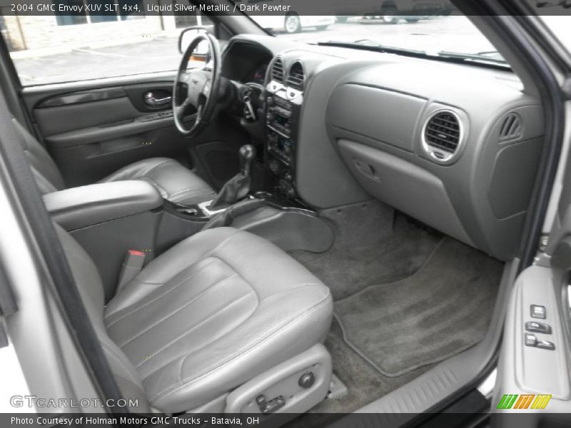 Dashboard of 2004 Envoy XUV SLT 4x4