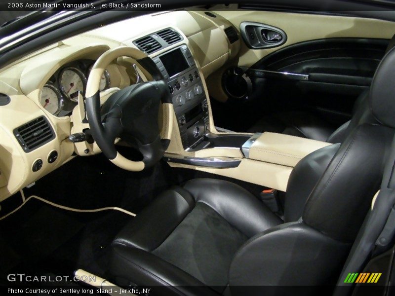 Jet Black / Sandstorm 2006 Aston Martin Vanquish S