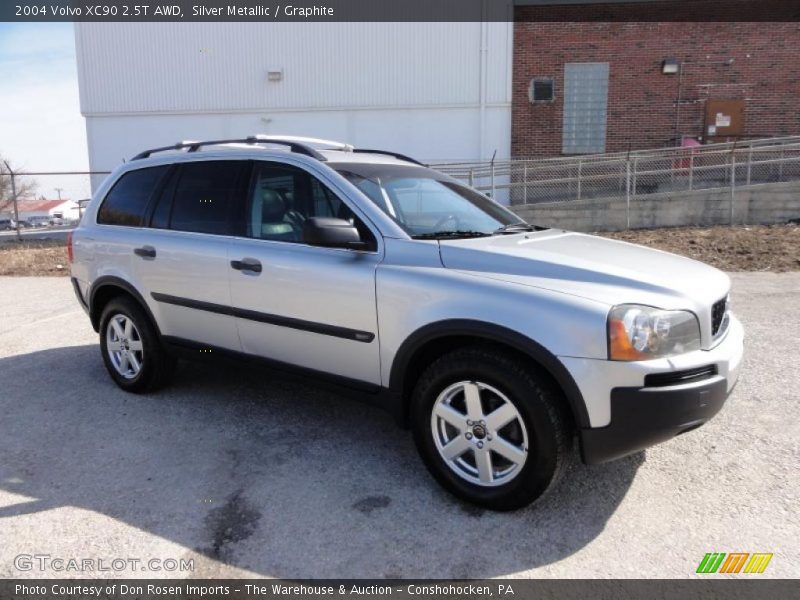 Silver Metallic / Graphite 2004 Volvo XC90 2.5T AWD