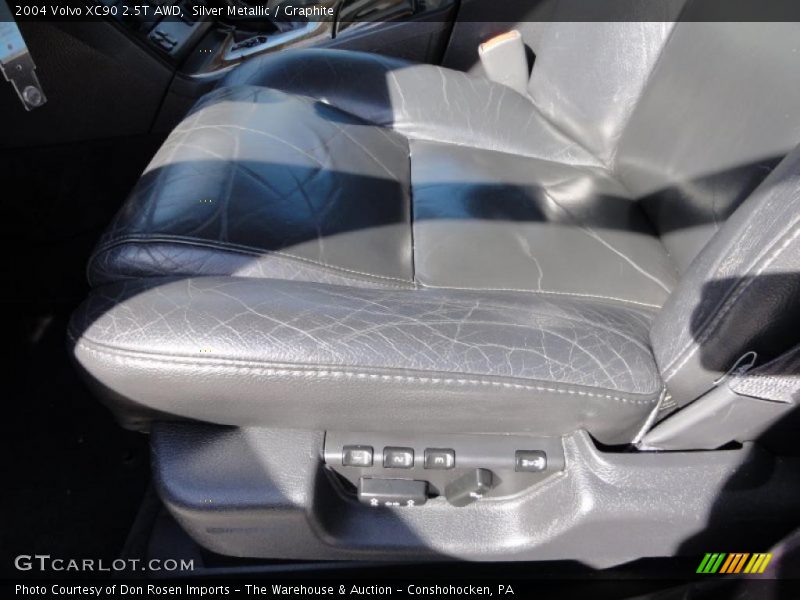 Silver Metallic / Graphite 2004 Volvo XC90 2.5T AWD