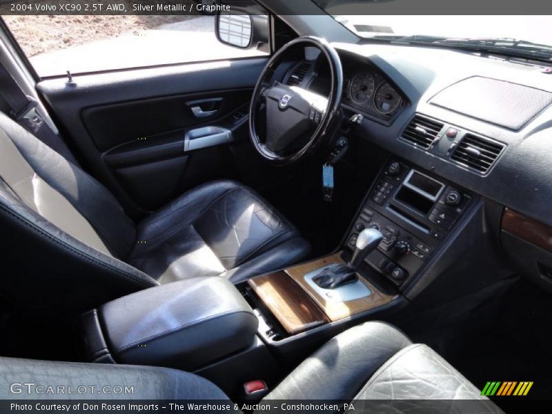 Silver Metallic / Graphite 2004 Volvo XC90 2.5T AWD