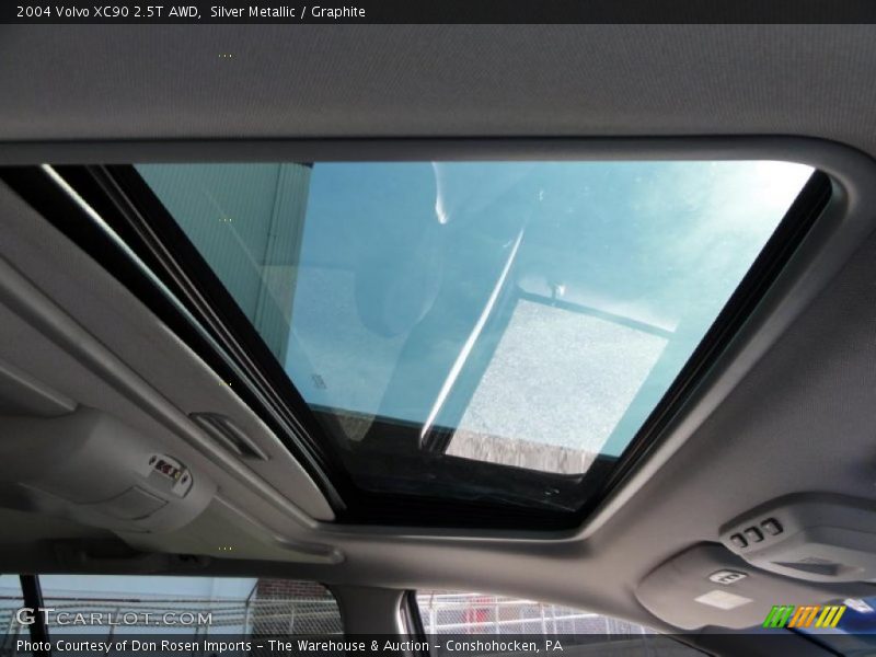 Silver Metallic / Graphite 2004 Volvo XC90 2.5T AWD