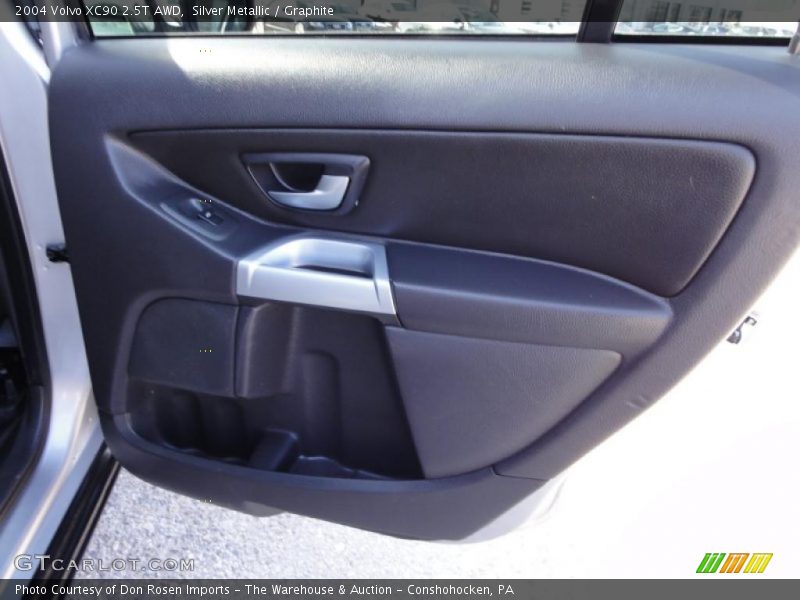 Silver Metallic / Graphite 2004 Volvo XC90 2.5T AWD