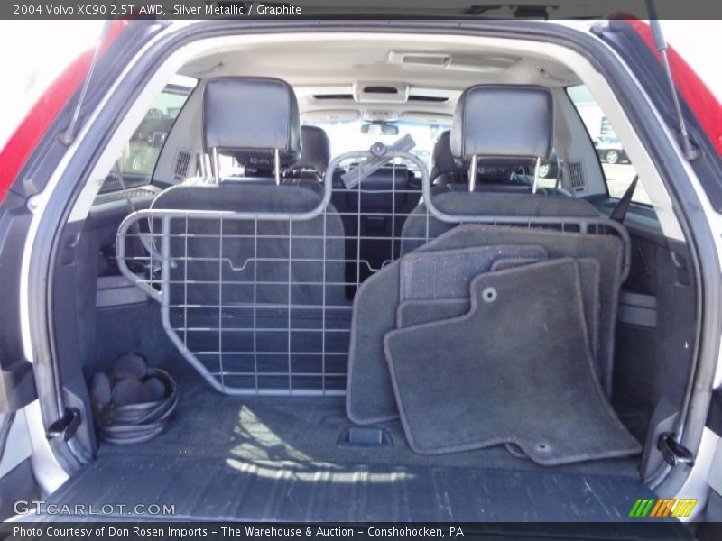 Silver Metallic / Graphite 2004 Volvo XC90 2.5T AWD