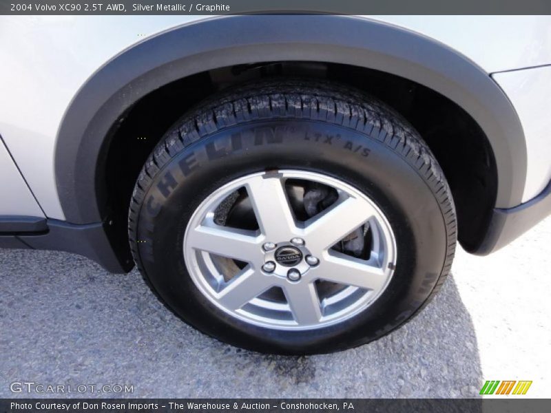 Silver Metallic / Graphite 2004 Volvo XC90 2.5T AWD