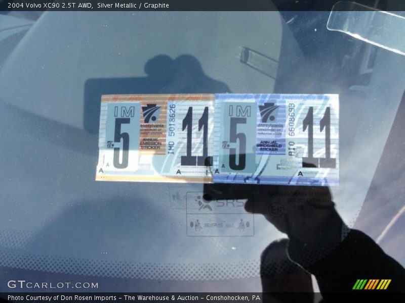 Silver Metallic / Graphite 2004 Volvo XC90 2.5T AWD
