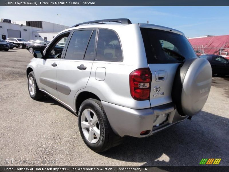 Titanium Metallic / Dark Charcoal 2005 Toyota RAV4