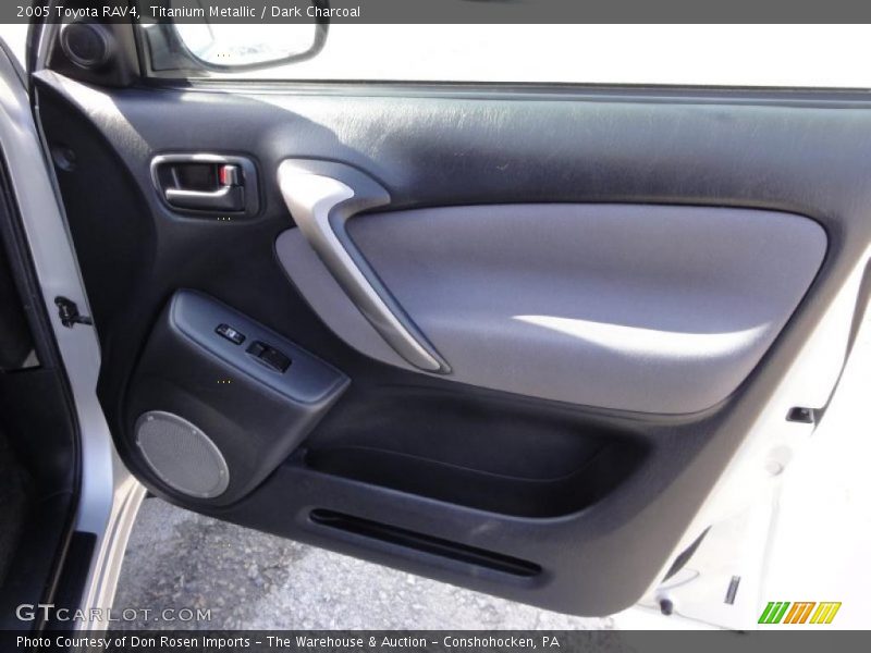 Titanium Metallic / Dark Charcoal 2005 Toyota RAV4