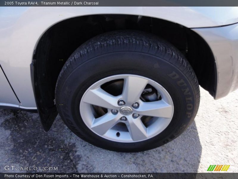 Titanium Metallic / Dark Charcoal 2005 Toyota RAV4