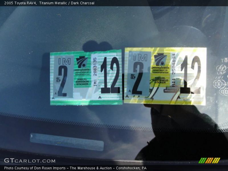 Titanium Metallic / Dark Charcoal 2005 Toyota RAV4