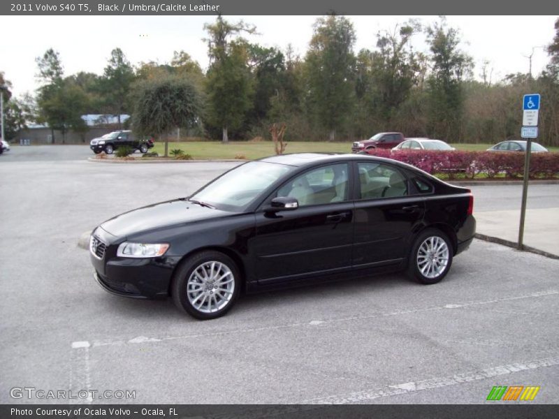 Black / Umbra/Calcite Leather 2011 Volvo S40 T5
