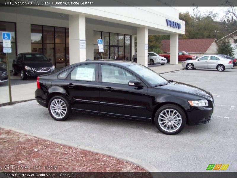 Black / Umbra/Calcite Leather 2011 Volvo S40 T5