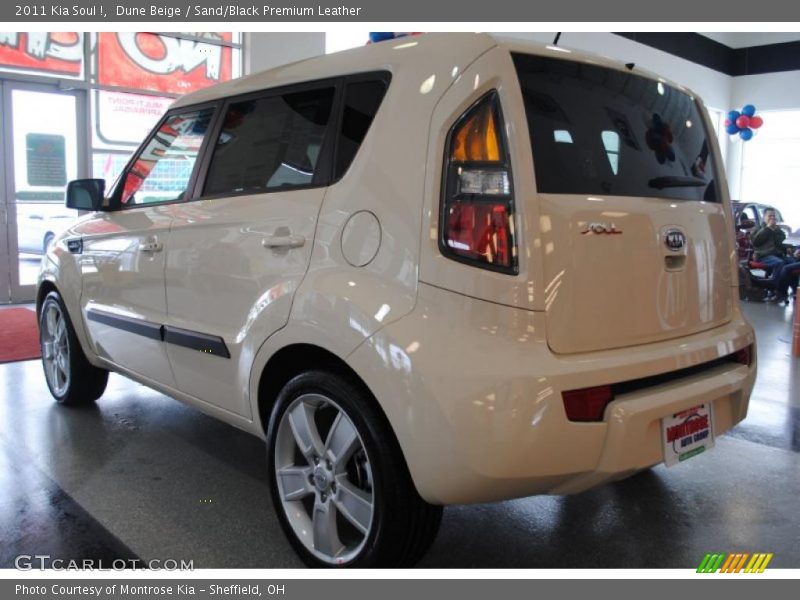 Dune Beige / Sand/Black Premium Leather 2011 Kia Soul !