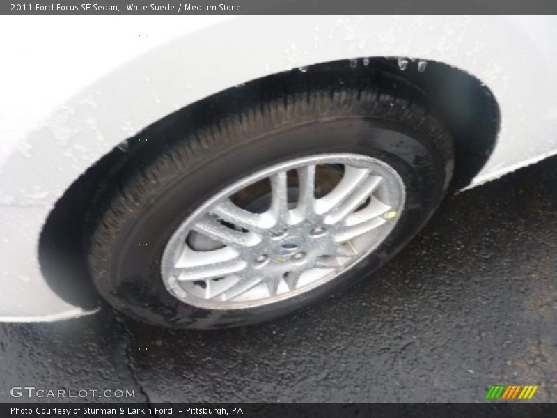 White Suede / Medium Stone 2011 Ford Focus SE Sedan