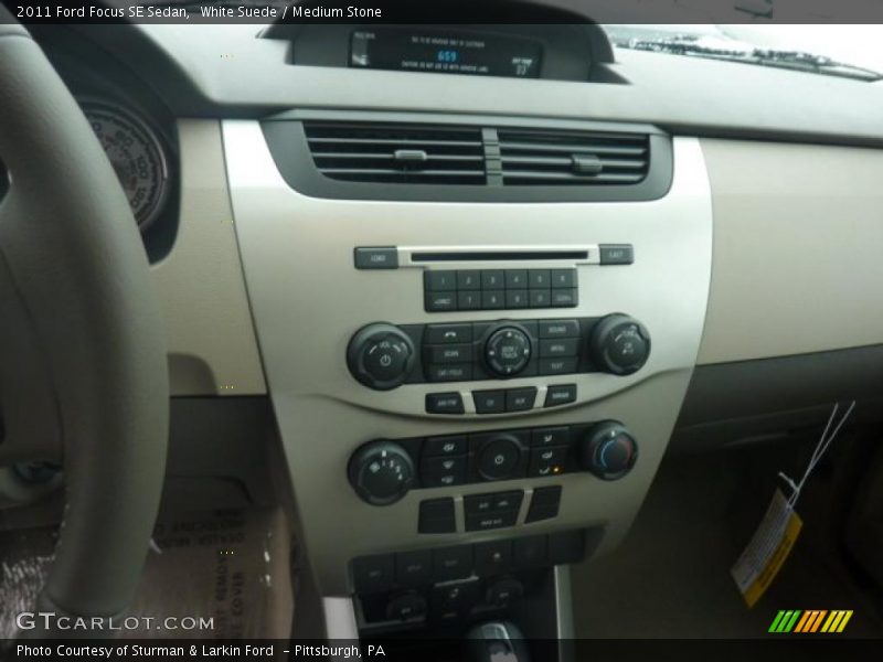 White Suede / Medium Stone 2011 Ford Focus SE Sedan