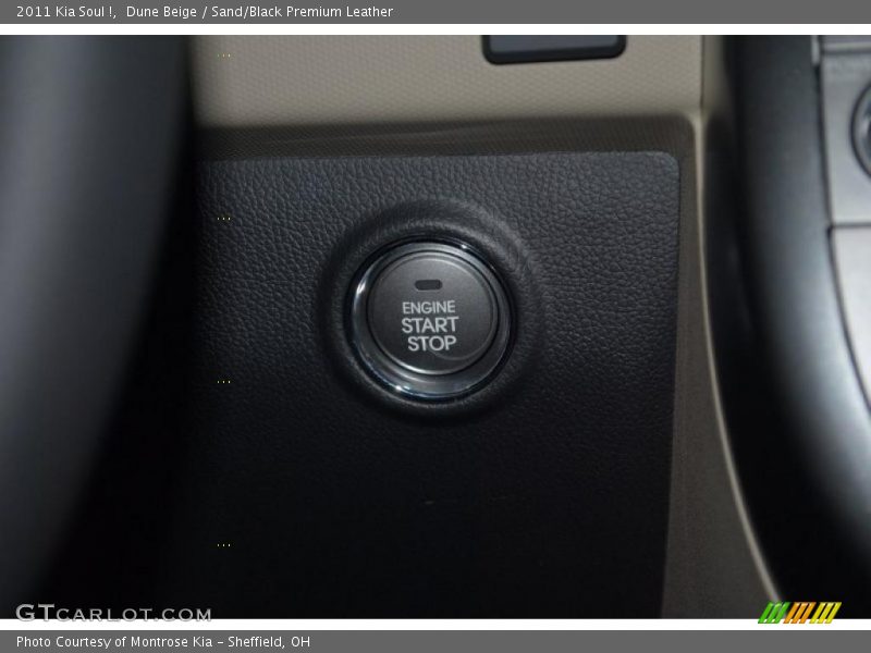 Dune Beige / Sand/Black Premium Leather 2011 Kia Soul !
