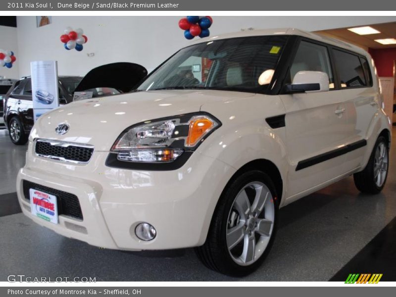 Dune Beige / Sand/Black Premium Leather 2011 Kia Soul !