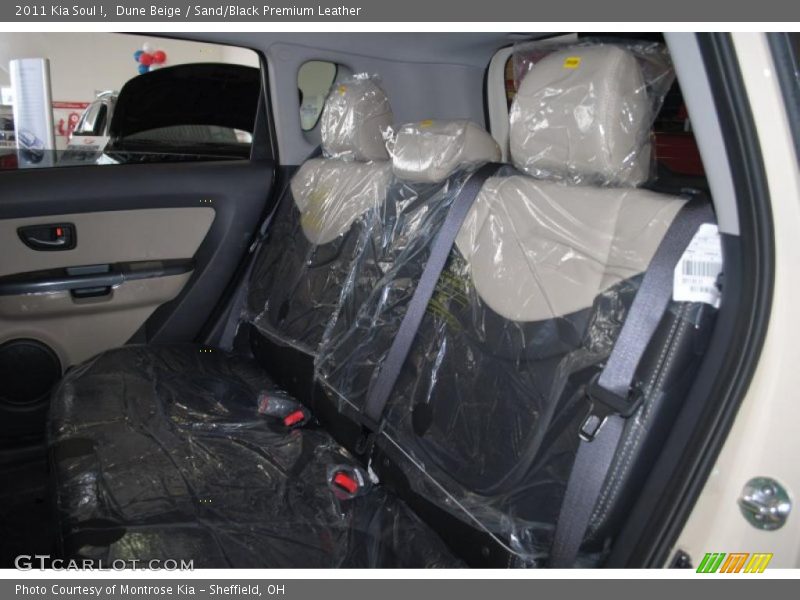 Dune Beige / Sand/Black Premium Leather 2011 Kia Soul !