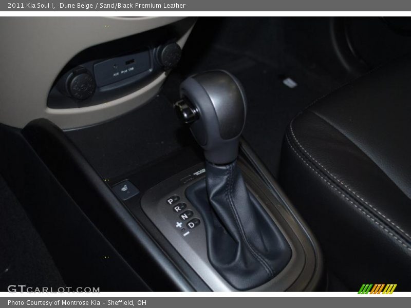 Dune Beige / Sand/Black Premium Leather 2011 Kia Soul !