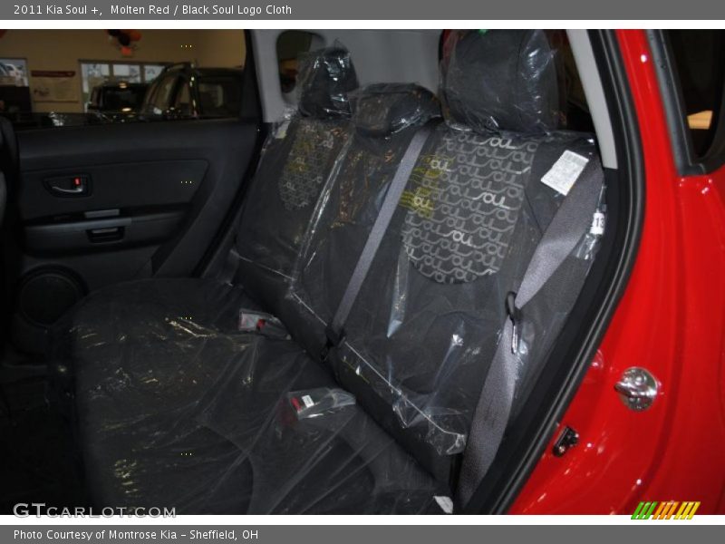 Molten Red / Black Soul Logo Cloth 2011 Kia Soul +