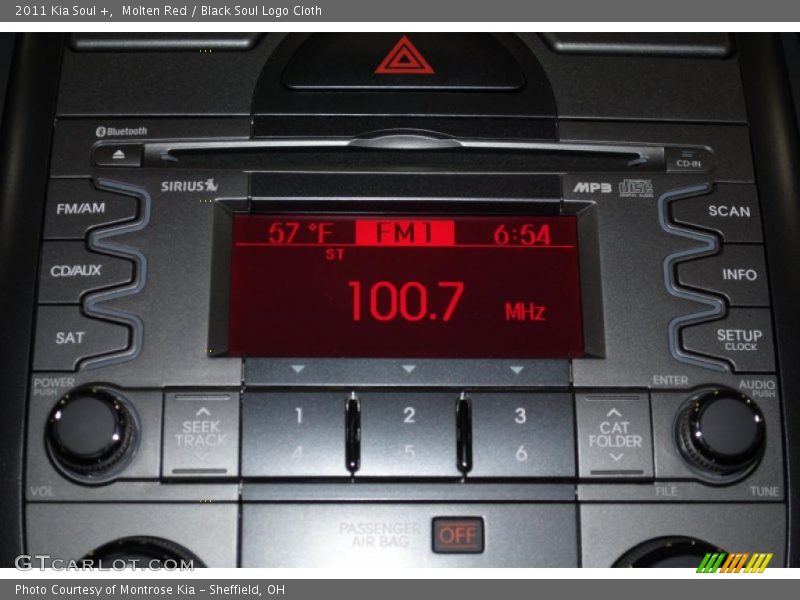 Molten Red / Black Soul Logo Cloth 2011 Kia Soul +