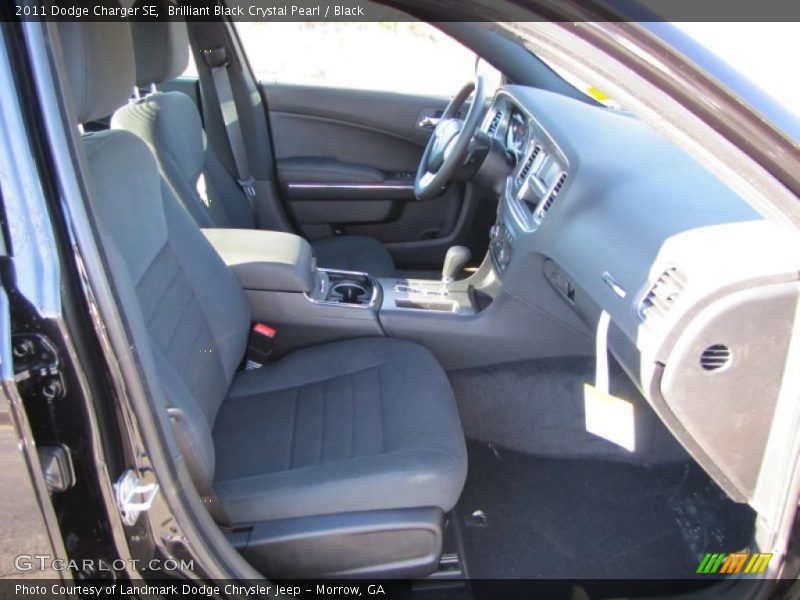 Brilliant Black Crystal Pearl / Black 2011 Dodge Charger SE