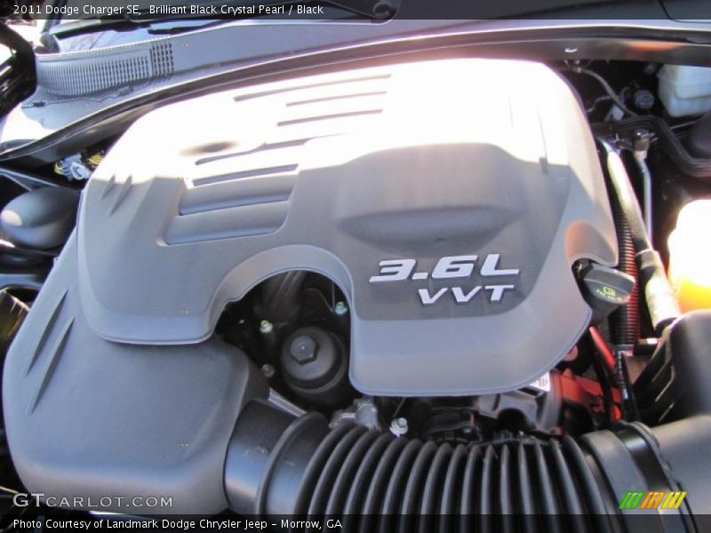 Brilliant Black Crystal Pearl / Black 2011 Dodge Charger SE