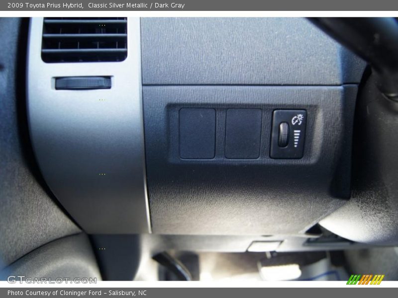 Classic Silver Metallic / Dark Gray 2009 Toyota Prius Hybrid