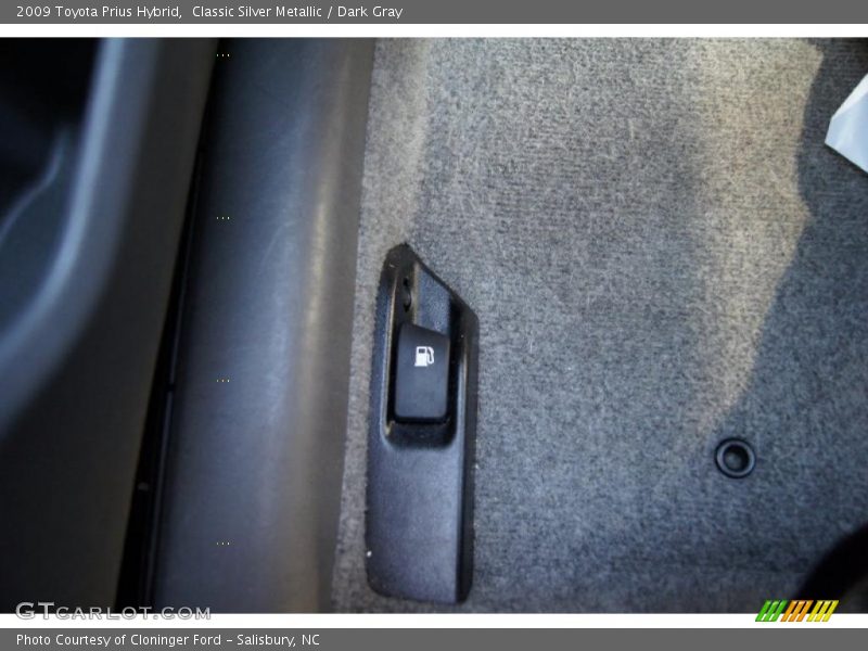 Classic Silver Metallic / Dark Gray 2009 Toyota Prius Hybrid