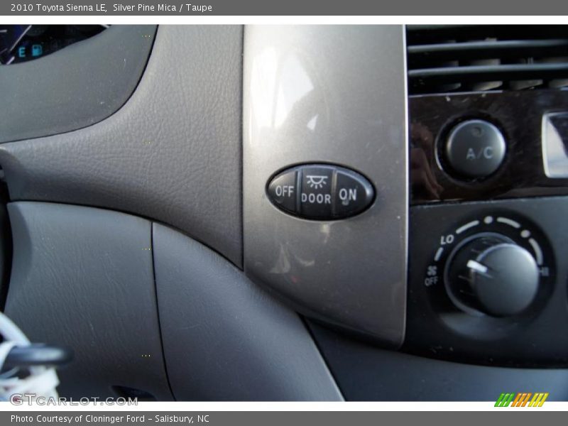 Silver Pine Mica / Taupe 2010 Toyota Sienna LE